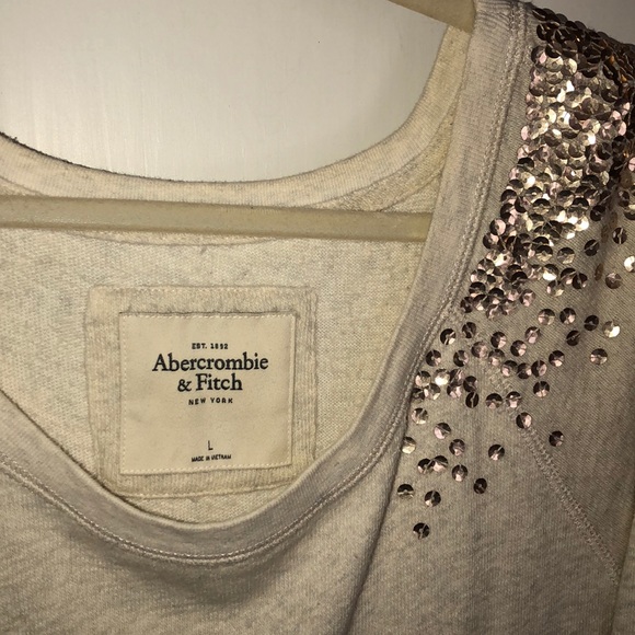 Abercrombie & Fitch Sweatshirt Top - Picture 3 of 4